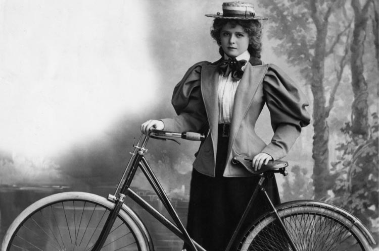 La Bicicleta y la Conquista de los Derechos de las Mujeres
